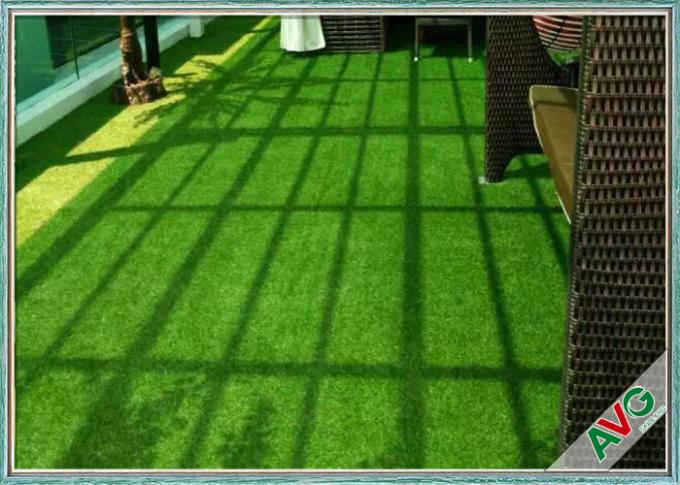 Hierba sintética de la hierba artificial al aire libre de las residencias para las instalaciones del cuidado de niños 0