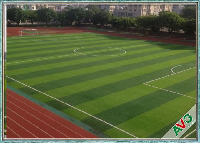 Hierba sintética de instalación fácil del fútbol para el forro del látex/PU del campo de fútbol SBR 0