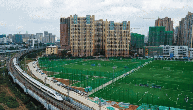 últimas noticias de la compañía sobre ¡AVG instaló uno del parque más grande del fútbol en China!  0
