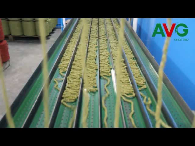 césped sintético de la falsificación del césped de la alfombra artificial de la hierba de la altura de 51m m al aire libre