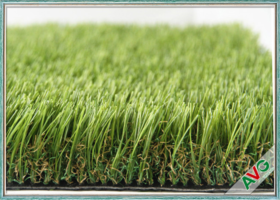 CHINA La capa C del látex formó la alfombra falsa interior de la hierba para la decoración casera verde proveedor