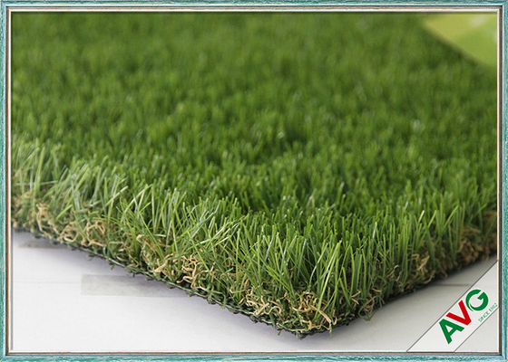 CHINA 8000 hierbas artificiales al aire libre decorativas de Dtex/hierba sintética con la capa del látex proveedor