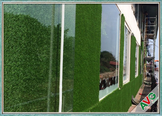 CHINA La mayoría de la decoración natural realista del jardín de la mirada que ajardina la pared de la hierba decorativa proveedor