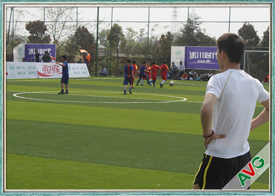 CHINA Durabilidad extensa del fútbol del fútbol de la hierba de la manta artificial impermeable de la alfombra proveedor