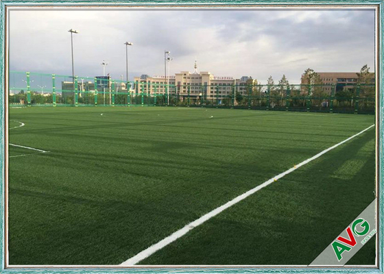 CHINA Césped artificial del campo de fútbol superior de alta densidad con anti - monofilamento ULTRAVIOLETA PE proveedor