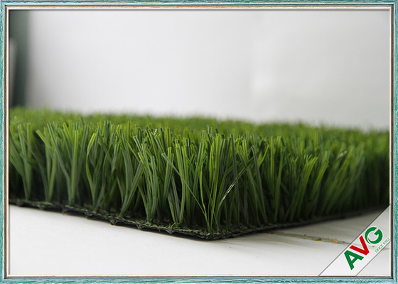 CHINA El césped artificial de mirada natural del césped de la hierba del fútbol sintético alfombra el tipo recto del hilado proveedor