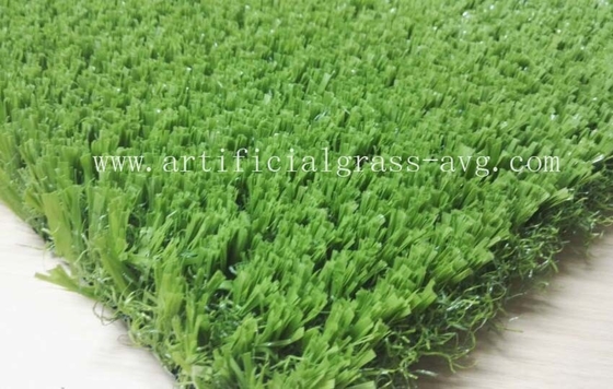 CHINA Ningunos campo de fútbol artificial lleno de la hierba con alto Dtex rajaron la instalación fácil de la película proveedor