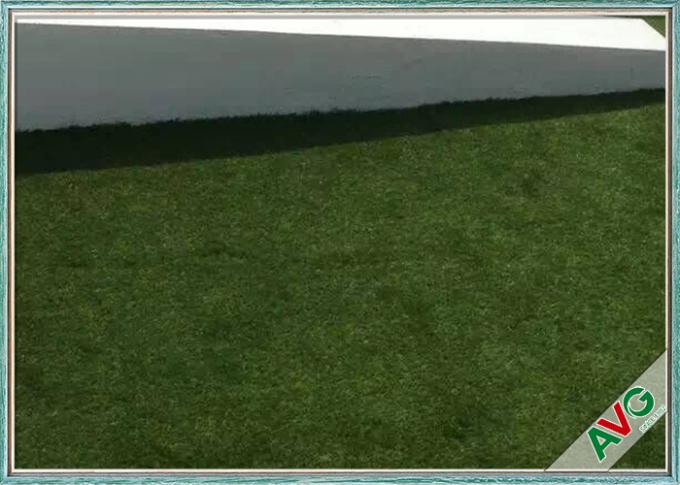 Color verde al aire libre que ajardina césped artificial de mirada de la hierba de la hierba sintética Niza 0