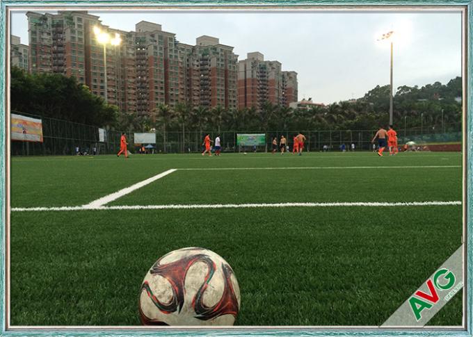 El césped artificial del fútbol profesional 12 años garantizó la hierba artificial del fútbol 0