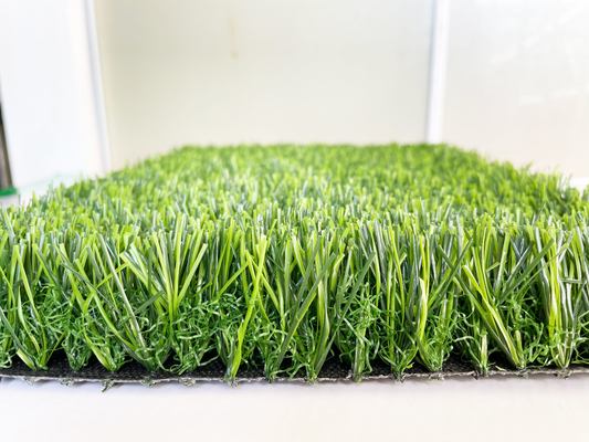 CHINA La fábrica produce el rollo artificial de la hierba que el sintético inofensivo se chiba 45m m para el jardín proveedor