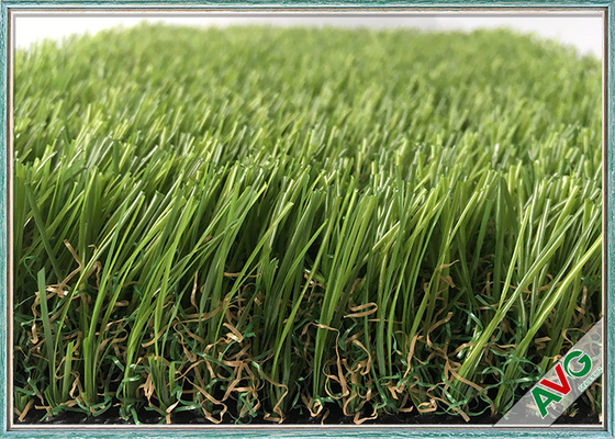 CHINA Césped resistente ULTRAVIOLETA de la alfombra de la hierba de la hierba artificial al aire libre del jardín del color verde proveedor