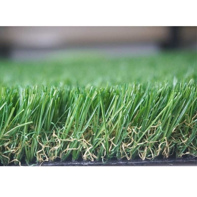 CHINA Ajardinar la alfombra artificial de la hierba en la hierba del jardín para residencial proveedor