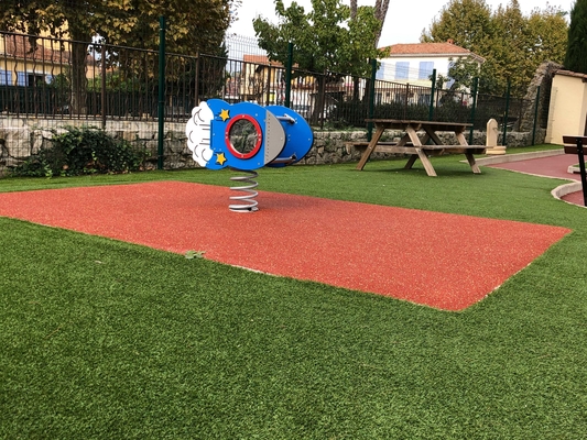 Césped artificial para la hierba sintética que ajardina del jardín 50M M para el paisaje proveedor