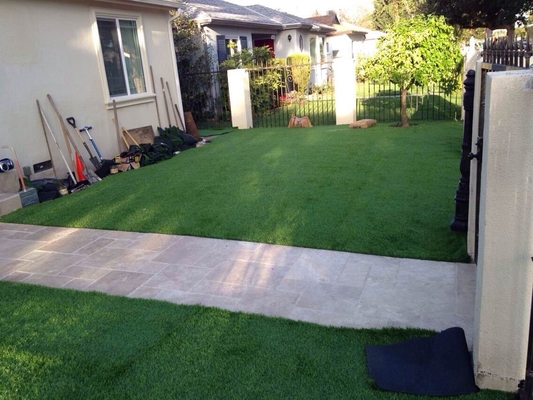 Alta alfombra del césped de Destiny Artificial Garden Grass Synthetic para el jardín proveedor