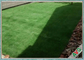Césped artificial de mirada natural del patio trasero de la hierba artificial al aire libre hermosa proveedor