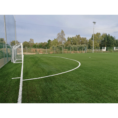 Alfombra de césped artificial 8500-18500 Dtex con orificios de drenaje